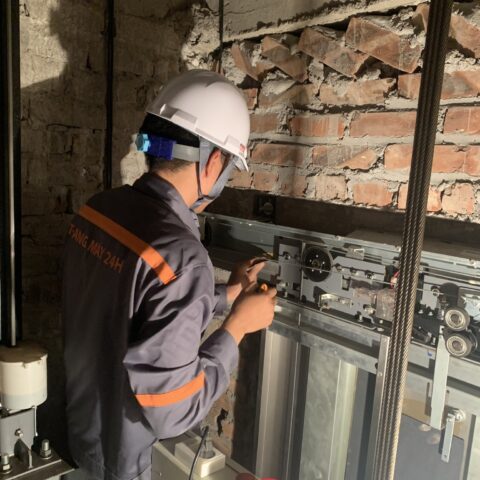 bảo trì thang máy